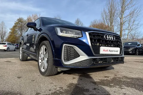 PJ23RYW Audi Q2 S line 35 TFSI 150 PS S tronic Thumbnail #29