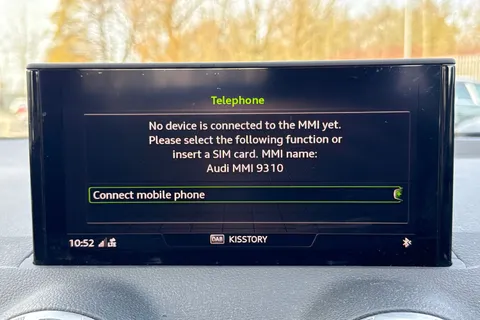 PJ23RYW Audi Q2 S line 35 TFSI 150 PS S tronic Thumbnail #57