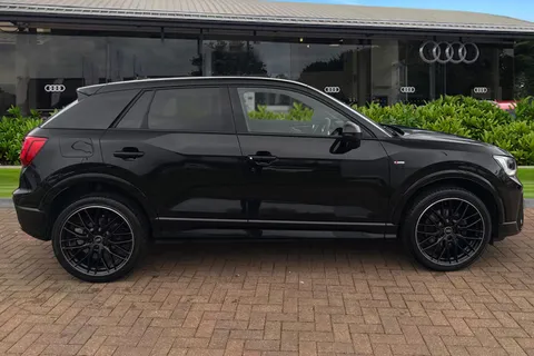 FP22TFY Audi Q2 Black Edition 35 TFSI  150 PS S tronic Thumbnail #3
