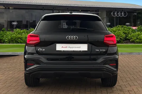FP22TFY Audi Q2 Black Edition 35 TFSI  150 PS S tronic Thumbnail #4