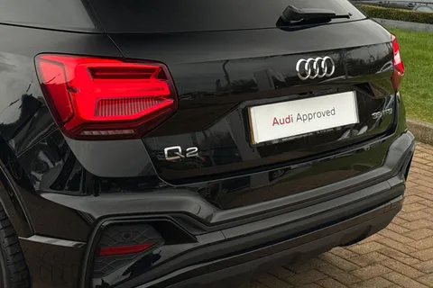FP22TFY Audi Q2 Black Edition 35 TFSI  150 PS S tronic Thumbnail #7