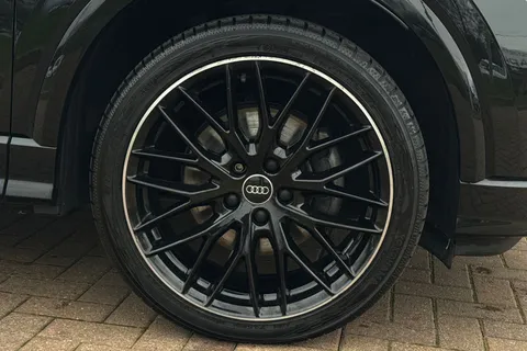 FP22TFY Audi Q2 Black Edition 35 TFSI  150 PS S tronic Thumbnail #10