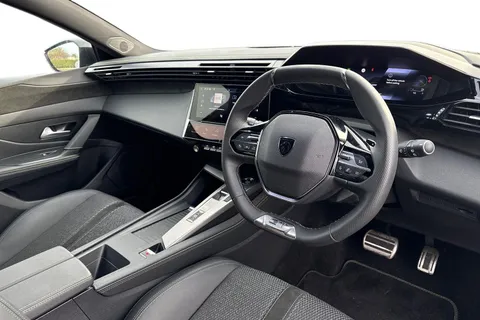 13 of 66 for PEUGEOT 308 1.2 HYBRID GT e-DSC6 Euro 6 (s/s) 5dr