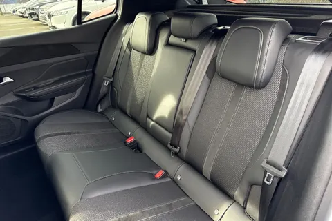 18 of 66 for PEUGEOT 408 1.2 HYBRID GT Fastback e-DSC6 Euro 6 (s/s) 5dr