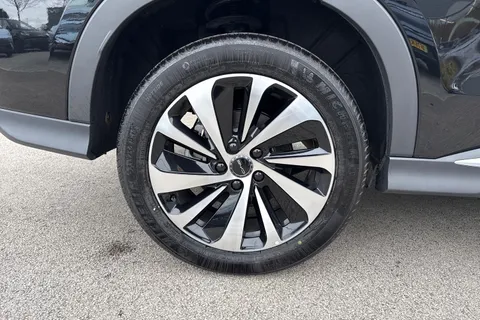 LD25FRZ BYD Seal U 1.5 DM-i 26.6kWh Comfort CVT Auto Euro 6 (s/s) 5dr Thumbnail #24