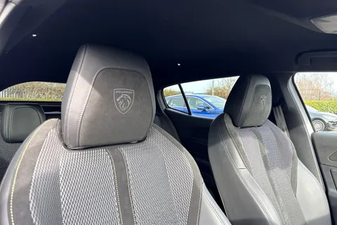 23 of 66 for PEUGEOT 408 1.2 HYBRID GT Fastback e-DSC6 Euro 6 (s/s) 5dr