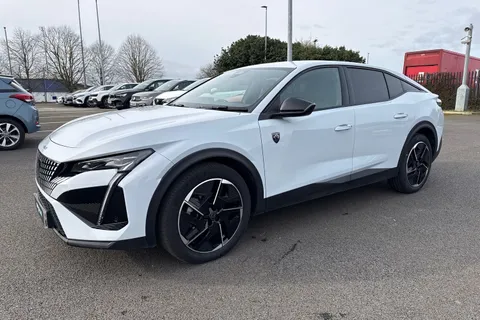 26 of 66 for PEUGEOT 408 1.2 HYBRID GT Fastback e-DSC6 Euro 6 (s/s) 5dr