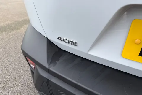 32 of 66 for PEUGEOT 408 1.2 HYBRID GT Fastback e-DSC6 Euro 6 (s/s) 5dr