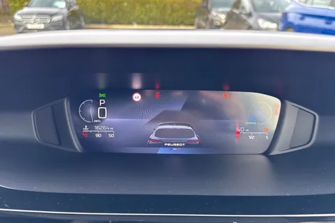 37 of 66 for PEUGEOT 308 1.2 HYBRID GT e-DSC6 Euro 6 (s/s) 5dr