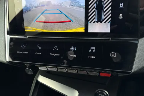 52 of 66 for PEUGEOT 308 1.2 HYBRID GT e-DSC6 Euro 6 (s/s) 5dr