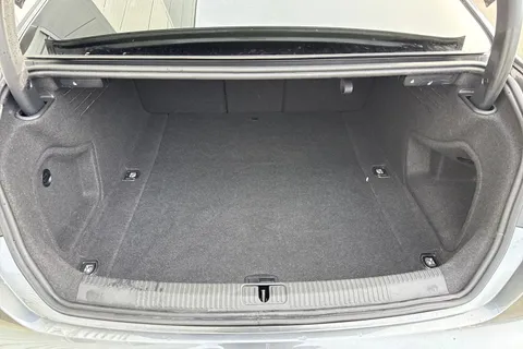 MJ22ZJN Audi A5 2.0 TFSI 35 Black Edition S Tronic Euro 6 (s/s) 2dr Thumbnail #7