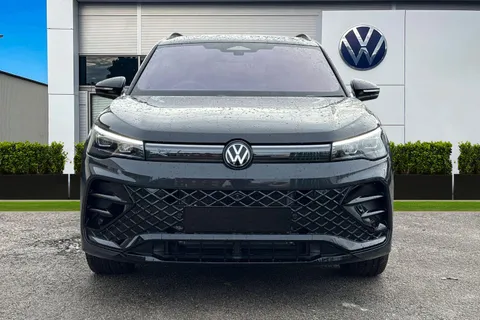  Volkswagen Tiguan 1.5 TSI eHybrid 19.7kWh R-Line DSG Euro 6 (s/s) 5dr Thumbnail #6