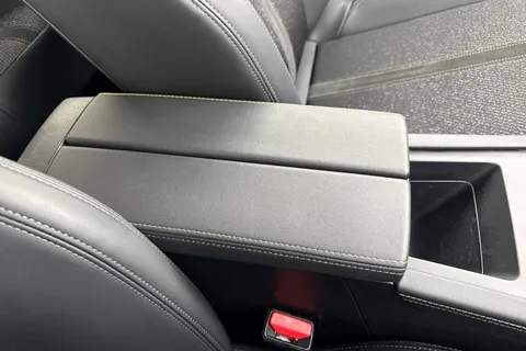 56 of 66 for PEUGEOT 408 1.2 HYBRID GT Fastback e-DSC6 Euro 6 (s/s) 5dr