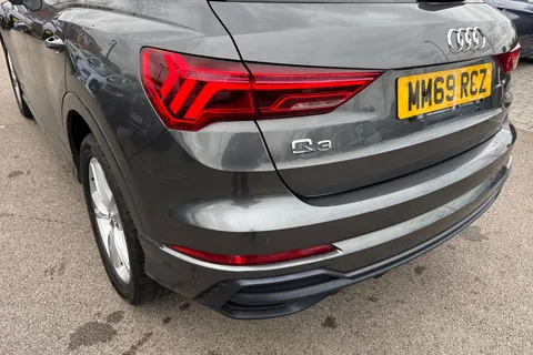 MM69RCZ Audi Q3 2.0 TDI 35 S line S Tronic Euro 6 (s/s) 5dr Thumbnail #9