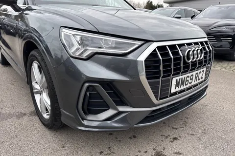 MM69RCZ Audi Q3 2.0 TDI 35 S line S Tronic Euro 6 (s/s) 5dr Thumbnail #10