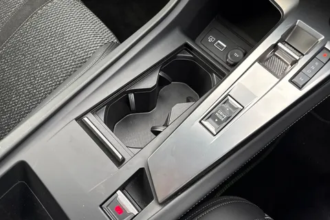 56 of 66 for PEUGEOT 308 1.2 HYBRID GT e-DSC6 Euro 6 (s/s) 5dr