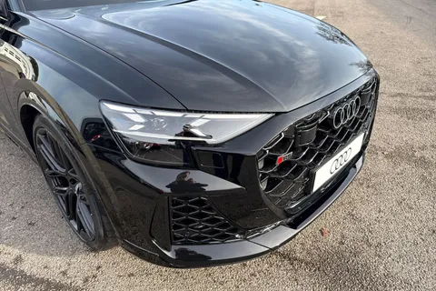  Audi RS Q8 4.0 TFSI V8 Tiptronic quattro Euro 6 (s/s) 5dr Thumbnail #9