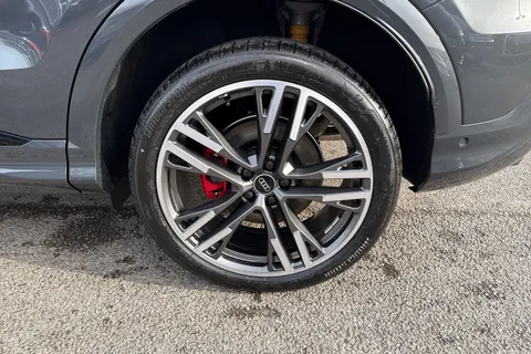  Audi Q5 2.0 TDI Edition 1 Sportback S Tronic quattro Euro 6 (s/s) 5dr Thumbnail #11