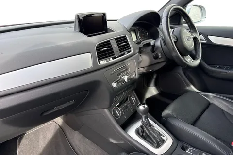 15 of 64 for Audi Q3 1.4 TFSI CoD S line Edition S Tronic Euro 6 (s/s) 5dr