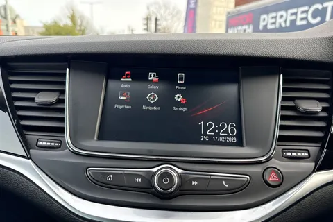 17 of 55 for Vauxhall Astra 1.2 Turbo Griffin Edition Euro 6 (s/s) 5dr