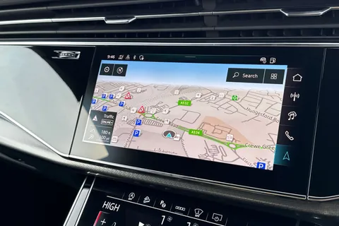  Audi RS Q8 4.0 TFSI V8 Tiptronic quattro Euro 6 (s/s) 5dr Thumbnail #17