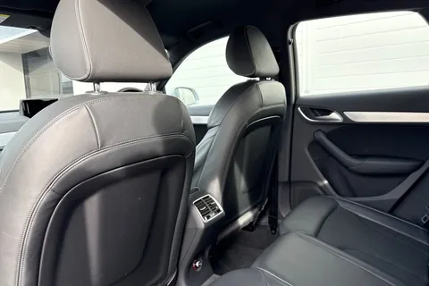 31 of 64 for Audi Q3 1.4 TFSI CoD S line Edition S Tronic Euro 6 (s/s) 5dr