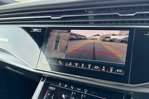  Audi RS Q8 4.0 TFSI V8 Tiptronic quattro Euro 6 (s/s) 5dr Thumbnail #34