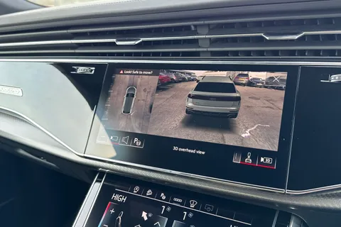  Audi RS Q8 4.0 TFSI V8 Tiptronic quattro Euro 6 (s/s) 5dr Thumbnail #35