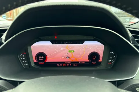 MM69RCZ Audi Q3 2.0 TDI 35 S line S Tronic Euro 6 (s/s) 5dr Thumbnail #38