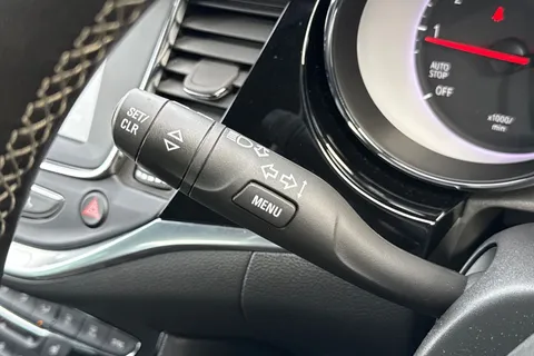 42 of 55 for Vauxhall Astra 1.2 Turbo Griffin Edition Euro 6 (s/s) 5dr