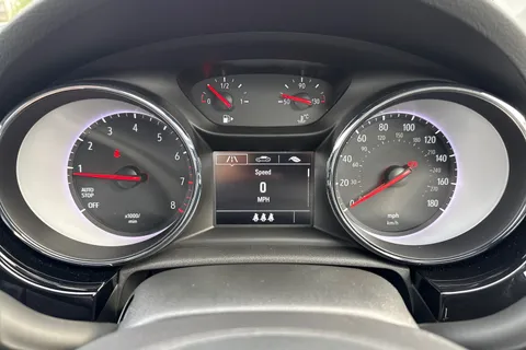 43 of 55 for Vauxhall Astra 1.2 Turbo Griffin Edition Euro 6 (s/s) 5dr