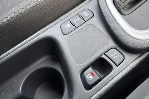 YGZ4163 Toyota Yaris 1.5 VVT-h Icon E-CVT Euro 6 (s/s) 5dr Thumbnail #44