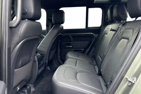 KR74EUW Land Rover Defender 110 2.0 P300e X-Dynamic HSE 5dr Thumbnail #5