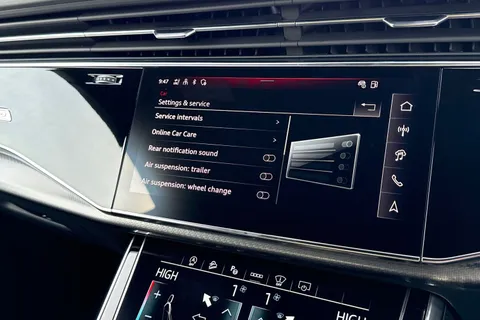  Audi RS Q8 4.0 TFSI V8 Tiptronic quattro Euro 6 (s/s) 5dr Thumbnail #50