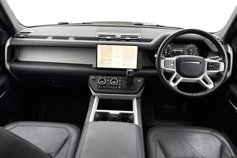 KT74AVZ Land Rover Defender 110 2.0 P300e X-Dynamic HSE 5dr Thumbnail #10