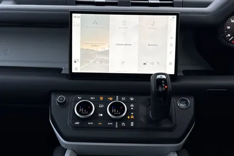 KR74EUW Land Rover Defender 110 2.0 P300e X-Dynamic HSE 5dr Thumbnail #16