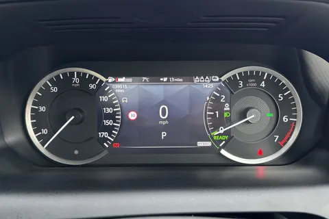 17 of 51 for Land Rover Discovery Sport 1.5 P300e 12.2kWh Urban Edition SUV 5dr Petrol Plug-in Hybrid Auto 4WD Euro 6 (s/s) (309 ps)