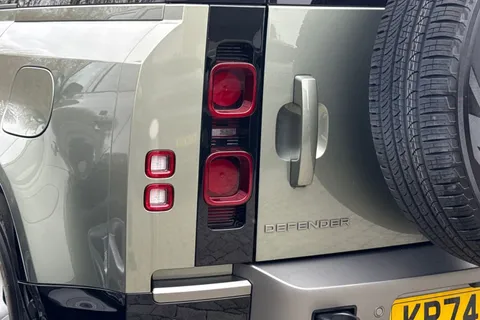 KR74EUW Land Rover Defender 110 2.0 P300e X-Dynamic HSE 5dr Thumbnail #21
