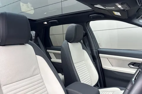 22 of 51 for Land Rover Discovery Sport 1.5 P300e 12.2kWh Urban Edition SUV 5dr Petrol Plug-in Hybrid Auto 4WD Euro 6 (s/s) (309 ps)