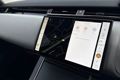 KS74DFP Land Rover Range Rover Velar 3.0 D300 Dynamic HSE 5dr Thumbnail #13