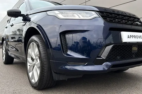 31 of 51 for Land Rover Discovery Sport 1.5 P300e 12.2kWh Urban Edition SUV 5dr Petrol Plug-in Hybrid Auto 4WD Euro 6 (s/s) (309 ps)