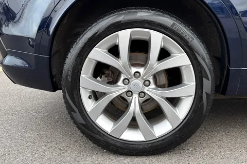 34 of 51 for Land Rover Discovery Sport 1.5 P300e 12.2kWh Urban Edition SUV 5dr Petrol Plug-in Hybrid Auto 4WD Euro 6 (s/s) (309 ps)