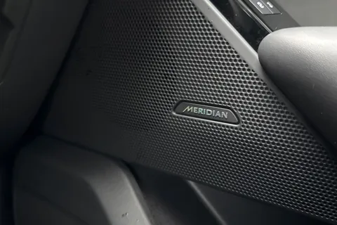 KS74DFP Land Rover Range Rover Velar 3.0 D300 Dynamic HSE 5dr Thumbnail #26