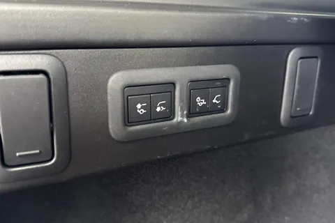 KS74DFP Land Rover Range Rover Velar 3.0 D300 Dynamic HSE 5dr Thumbnail #29