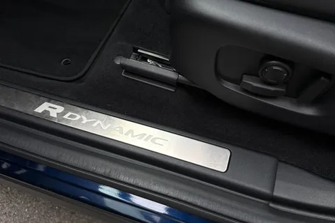 44 of 51 for Land Rover Discovery Sport 1.5 P300e 12.2kWh Urban Edition SUV 5dr Petrol Plug-in Hybrid Auto 4WD Euro 6 (s/s) (309 ps)