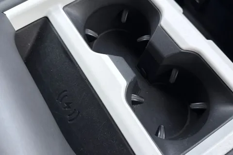 KR74EUW Land Rover Defender 110 2.0 P300e X-Dynamic HSE 5dr Thumbnail #47