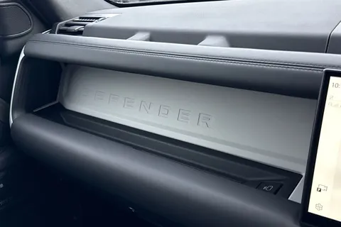 KR74EUW Land Rover Defender 110 2.0 P300e X-Dynamic HSE 5dr Thumbnail #50