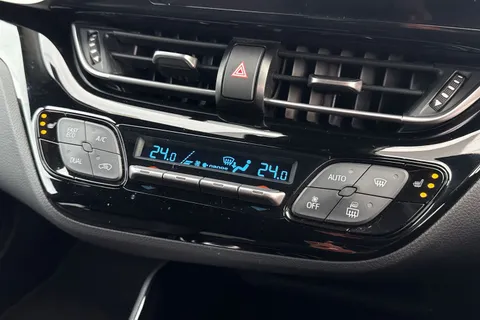 FD22ADV Toyota C-Hr 2.0 VVT-h Excel CVT Euro 6 (s/s) 5dr Thumbnail #20