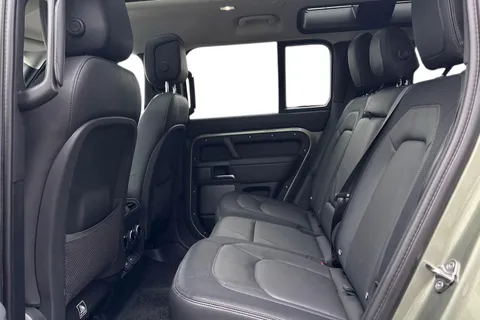 KN73VPF Land Rover Defender 110 2.0 P400e X-Dynamic HSE 5dr Thumbnail #5