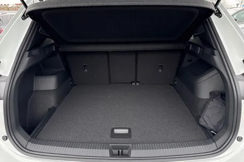  Volkswagen Tiguan 1.5 eTSI MHEV R-Line DSG Euro 6 (s/s) 5dr Thumbnail #7